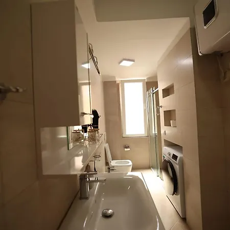 Arkle 7 Apartment *